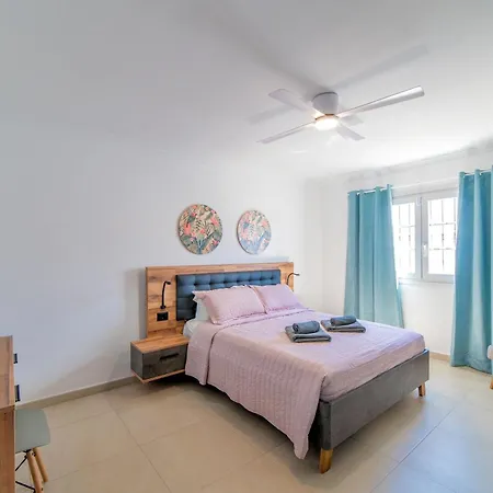 Beautiful Puerto Del Carmen 3 Bedrooms Crystal Private Pool Close To Amenities Lanzarote Tias