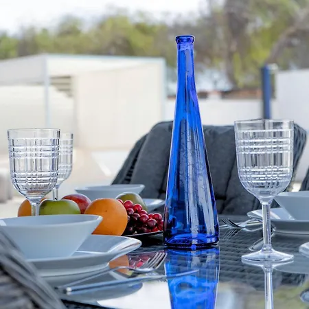Beautiful Puerto Del Carmen 3 Bedrooms Crystal Private Pool Close To Amenities Lanzarote Villa Tias